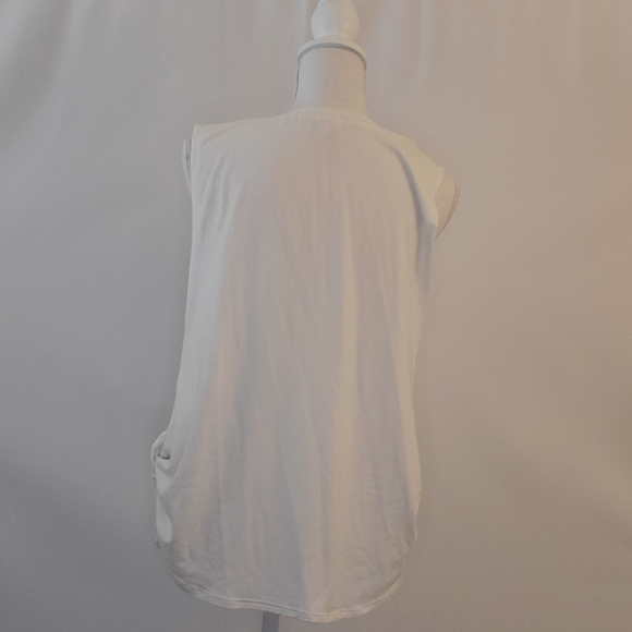๐ 3 for $15 Deal! ๐No boundaries white leopard print tank top XL - Picture 2 of 5